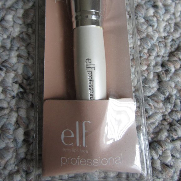 elf Total Face Brush - Picture 4 of 6